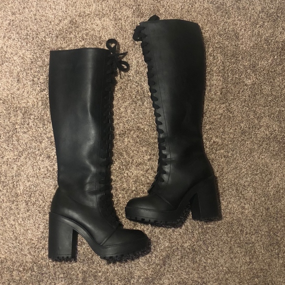 tall chunky heel boots